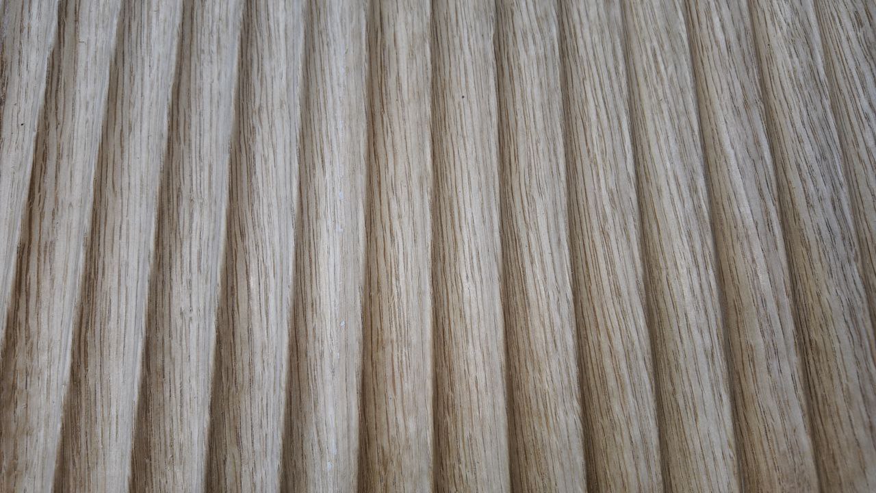 Legato Loops - 20mm Fluted Oak Veneered MDF Panels 5mm + Base panel Legato Loops - 20mm Fluted Oak Veneered MDF Panels 5mm + Base panel
